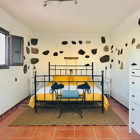 Coqueto Apartamento En El Cuchillo 蒂纳霍 外观 照片