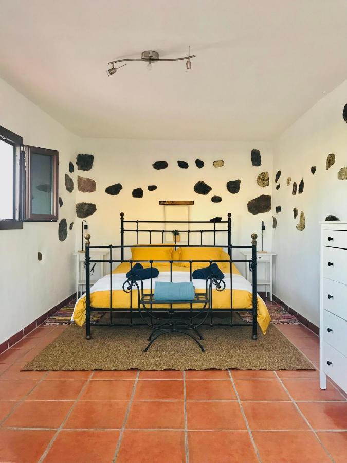 Coqueto Apartamento En El Cuchillo 蒂纳霍 外观 照片